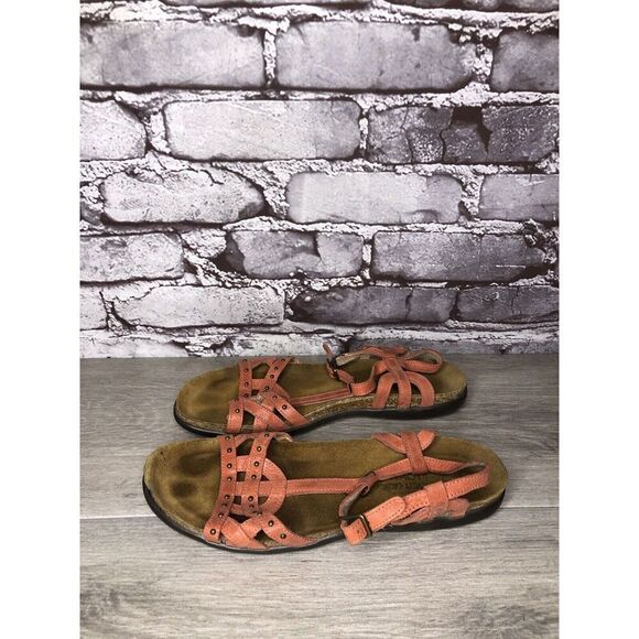 Naot Coral Pink Leather Stud Ankle Strap Casual Sandals Women’s Sz 38EU/7.5M US - Picture 1 of 14